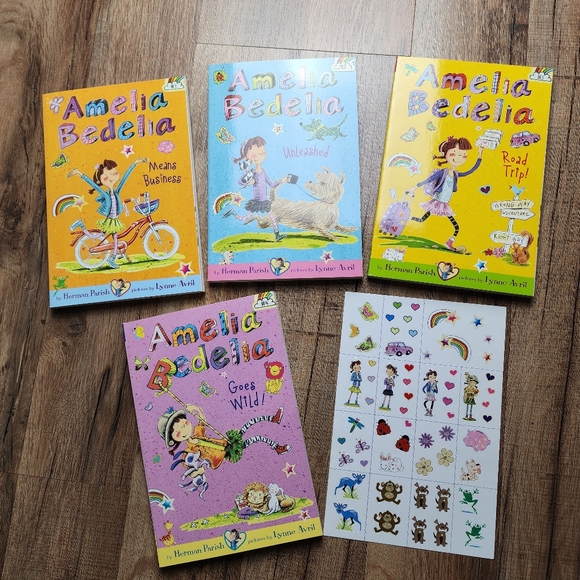 Amelia Bedelia Chapter Book 4-Book Box Set By Herman Parish - Picture 4 of 8